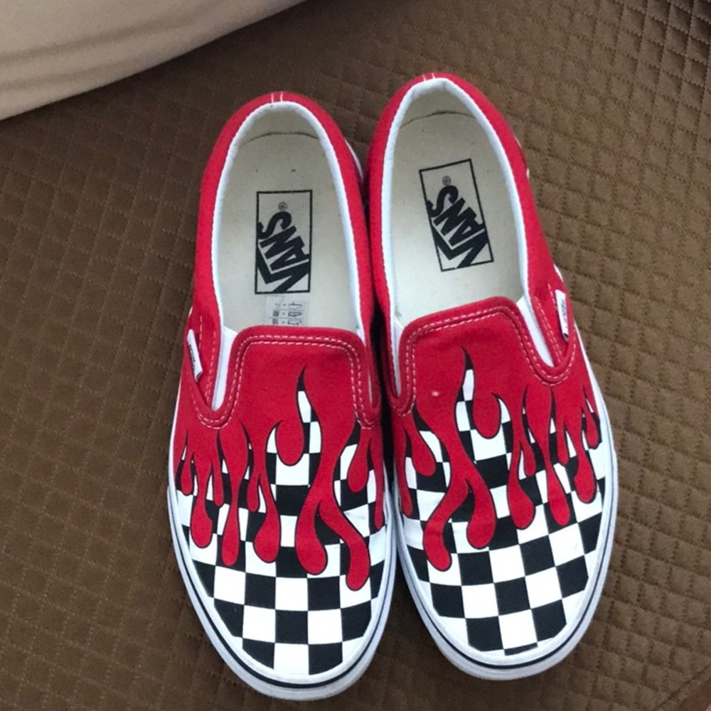Vans - Picture 2 of 4